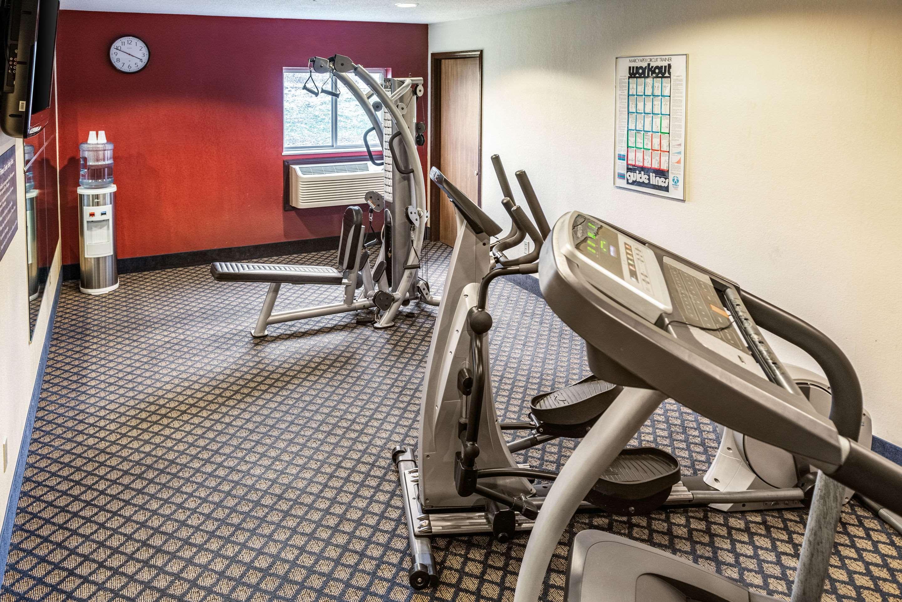 Quality Inn & Suites Seville Εξωτερικό φωτογραφία