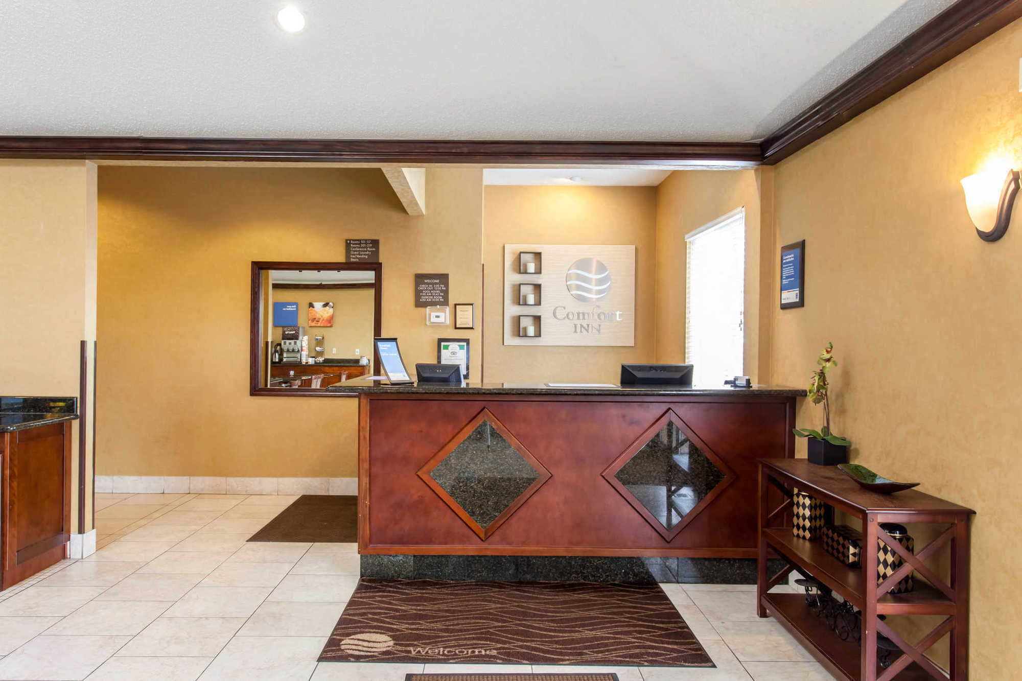 Quality Inn & Suites Seville Εσωτερικό φωτογραφία