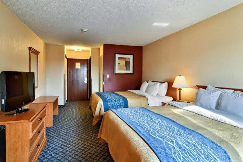 Quality Inn & Suites Seville Εξωτερικό φωτογραφία